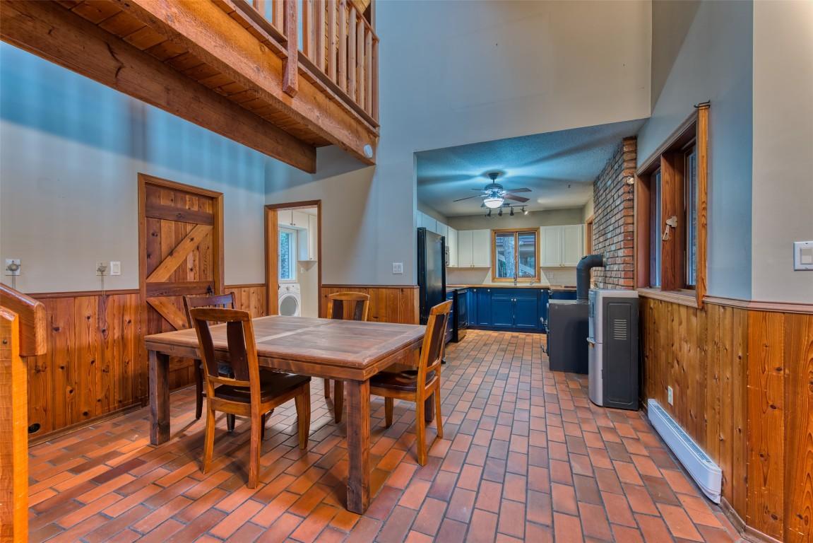 









4452


Sleepy Hollow

Road,
Armstrong,




BC
V0E 1B4

