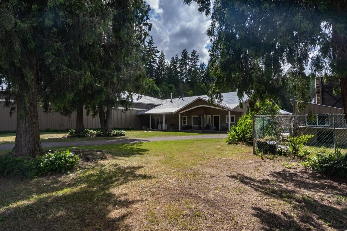 









4452


Sleepy Hollow

Road,
Armstrong,




BC
V0E 1B4

