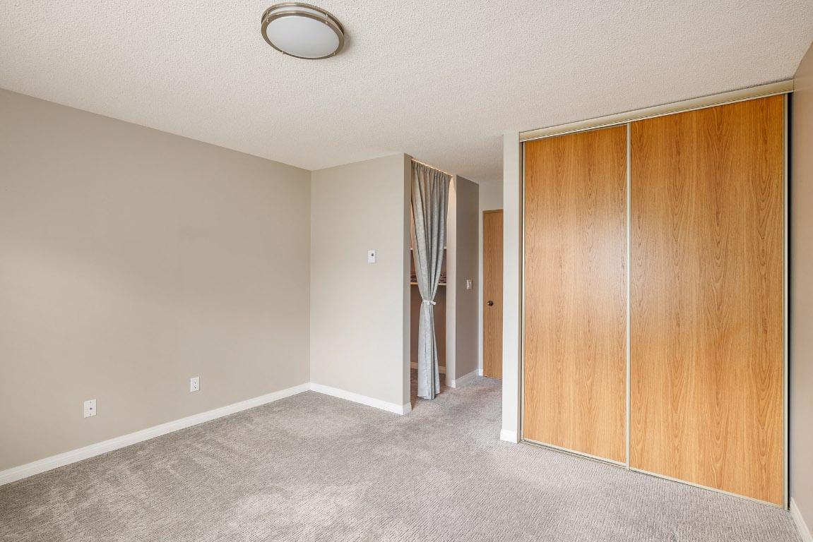 









2085


Gordon

Drive, 206,
Kelowna,




BC
V1Y 8S1

