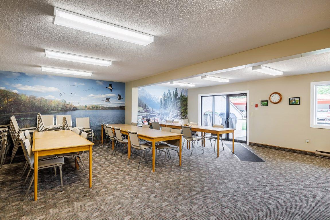 









2085


Gordon

Drive, 206,
Kelowna,




BC
V1Y 8S1

