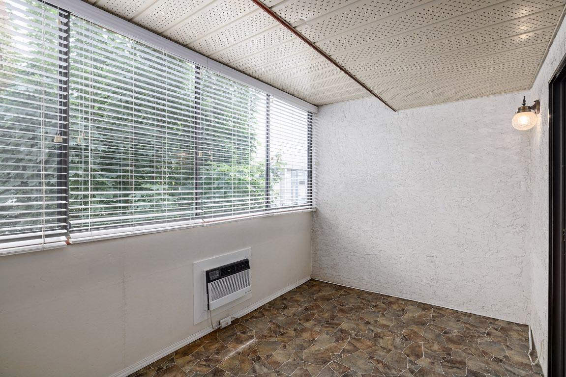 









2085


Gordon

Drive, 206,
Kelowna,




BC
V1Y 8S1

