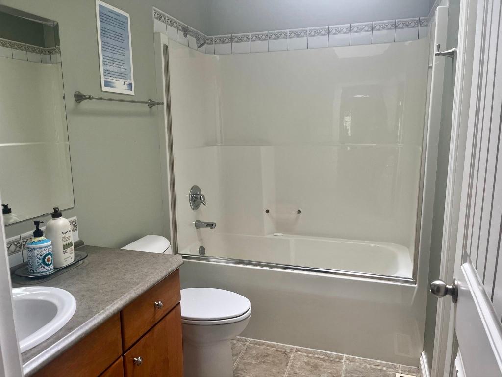 









5813


Richfield

Place,
Vernon,




BC
V1H 1A6

