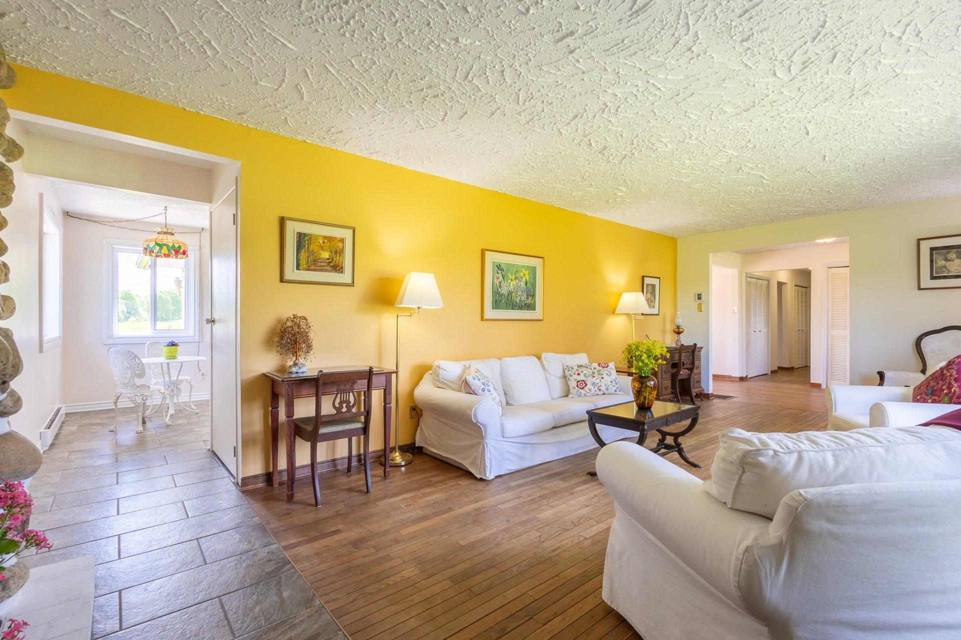 









407


Rg St-Louis

,
Saint-André-Avellin,







QC
J0V1W0

