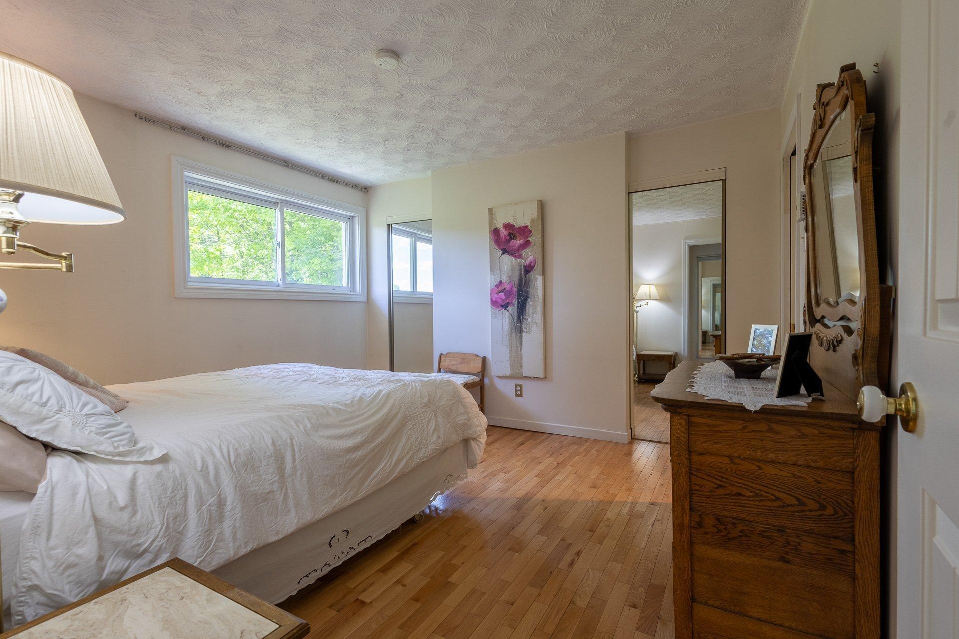 









407


Rg St-Louis

,
Saint-André-Avellin,







QC
J0V1W0

