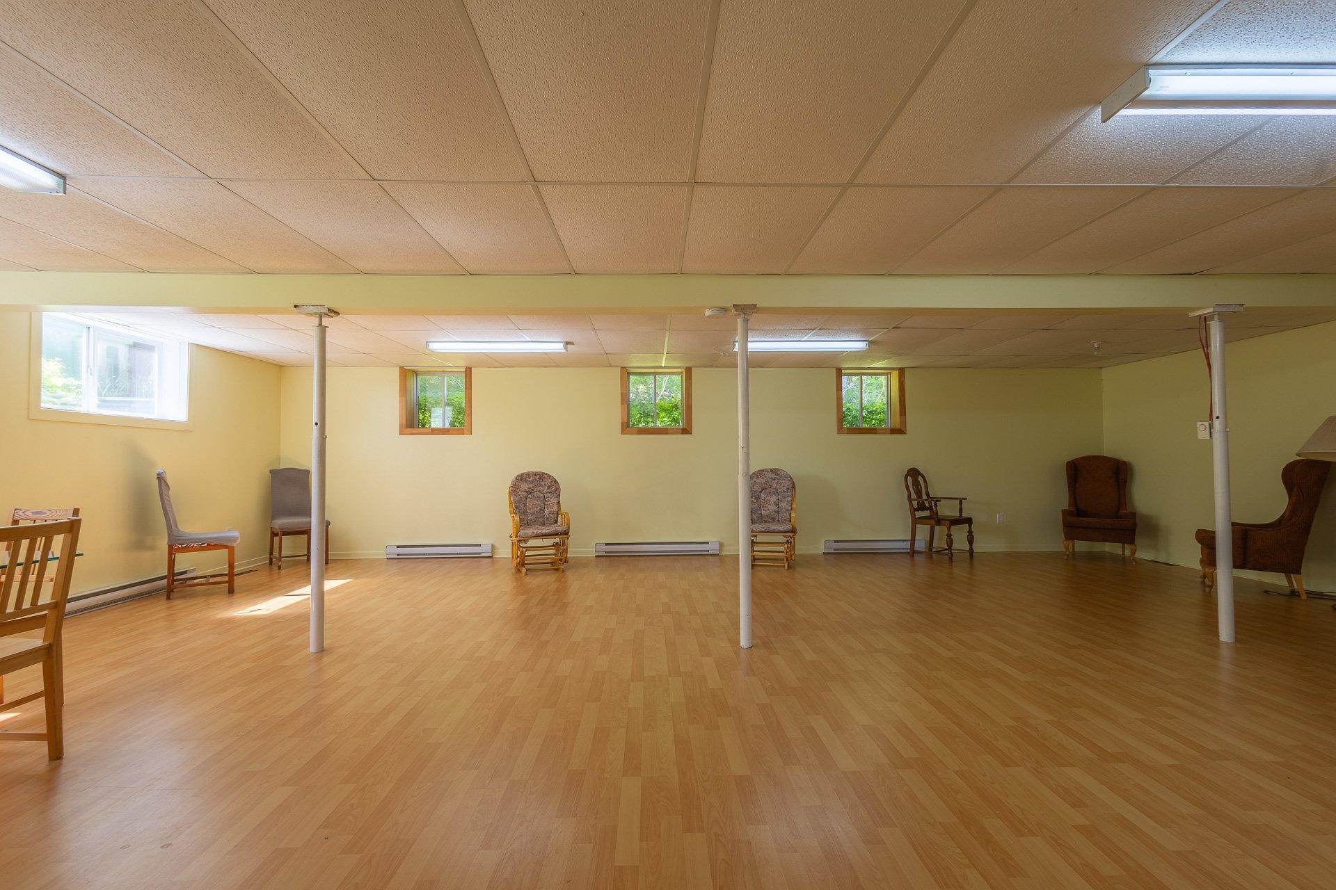 









407


Rg St-Louis

,
Saint-André-Avellin,







QC
J0V1W0

