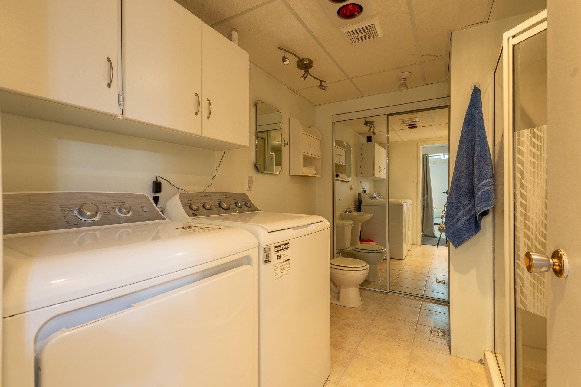 









407


Rg St-Louis

,
Saint-André-Avellin,







QC
J0V1W0


