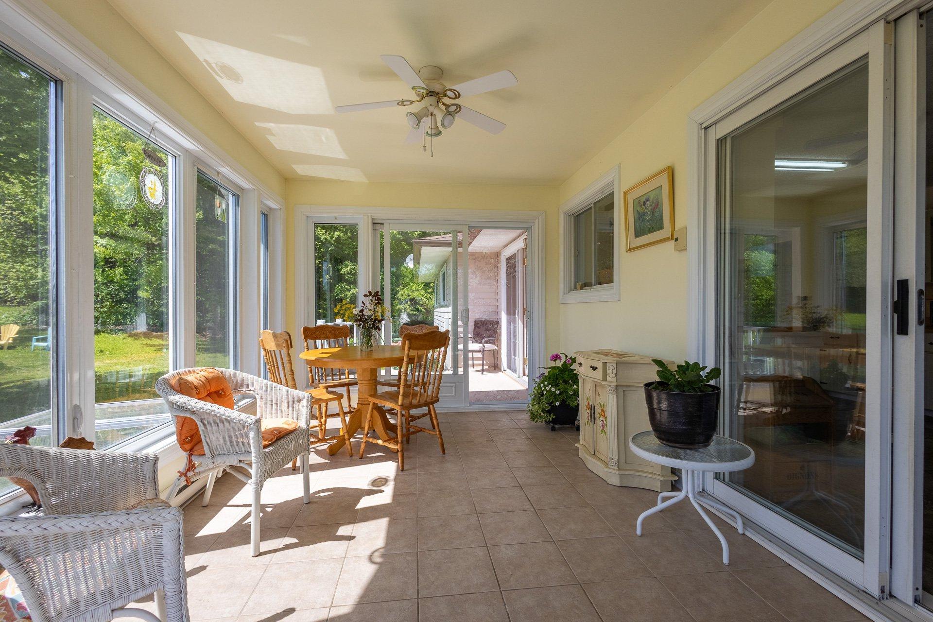 









407


Rg St-Louis

,
Saint-André-Avellin,







QC
J0V1W0

