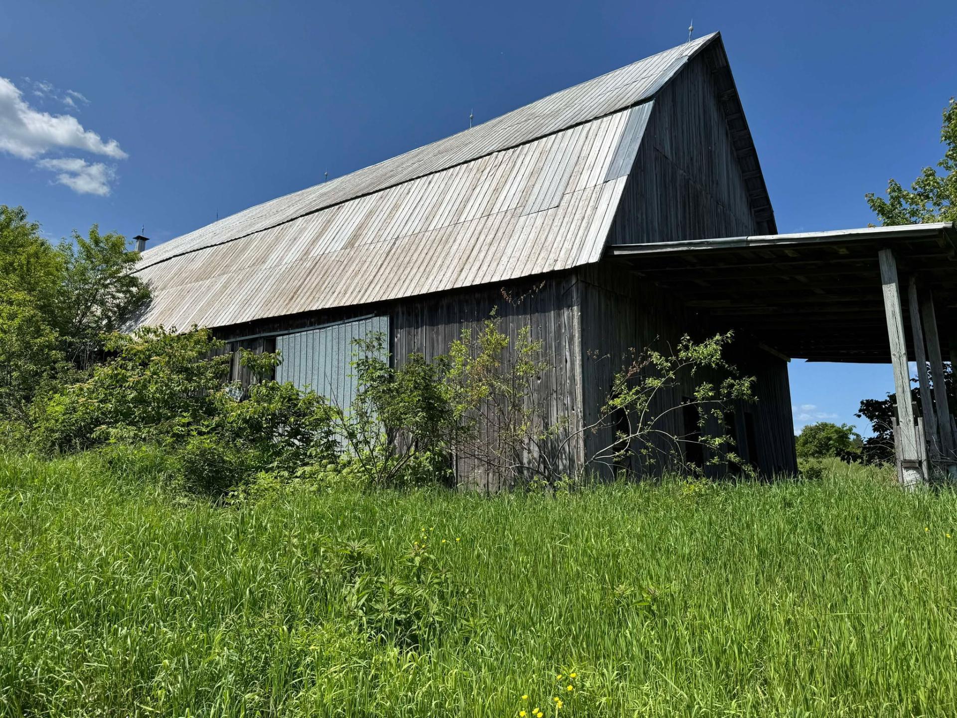 









407


Rg St-Louis

,
Saint-André-Avellin,







QC
J0V1W0

