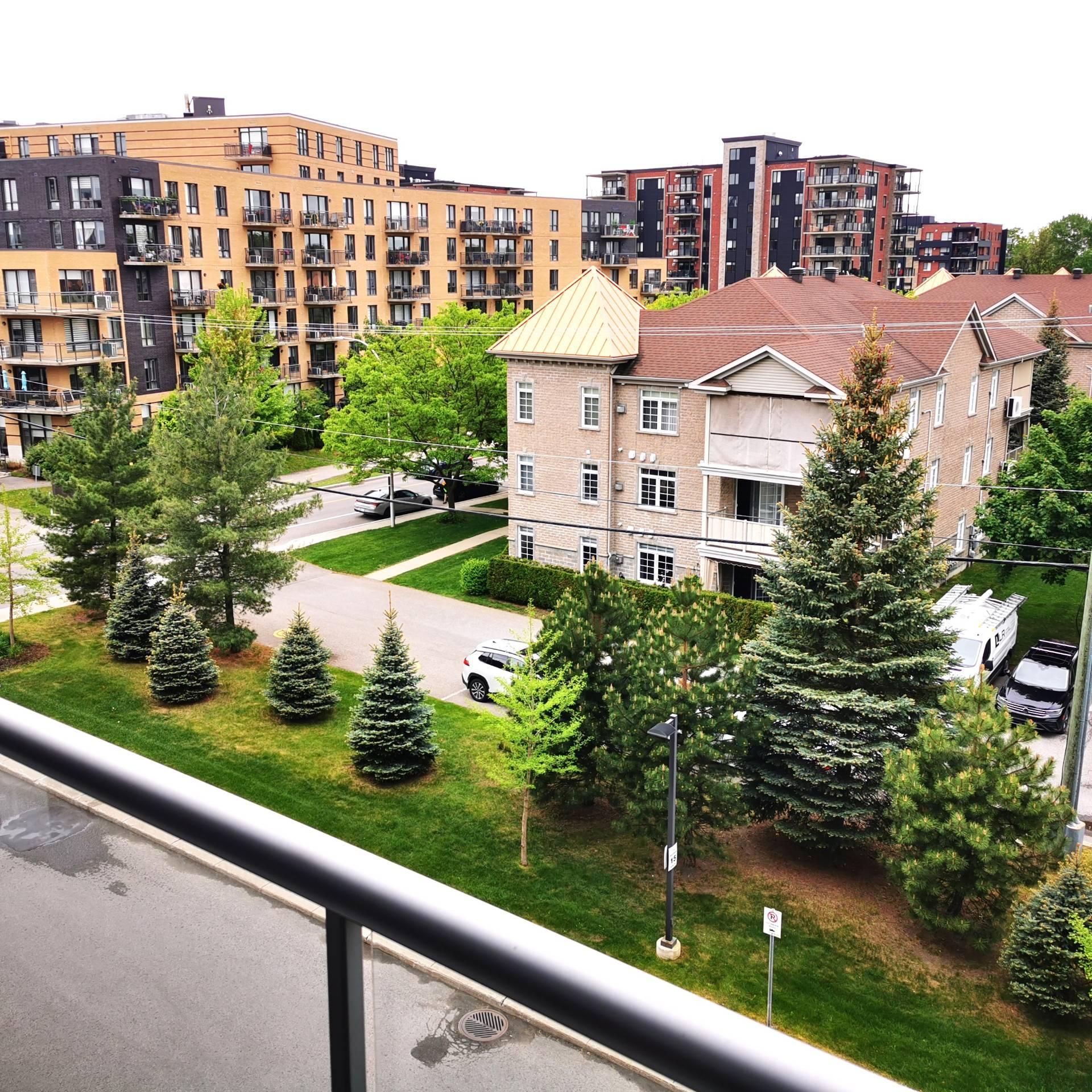 









40


Rue Simon-Lussier

, 406,
Blainville,




QC
J7C0M6

