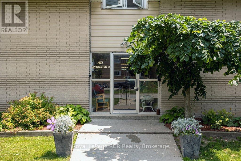 












330 - 118 PRESTON STREET S

,
Wellington North (Arthur),




Ontario
N0G1A0

