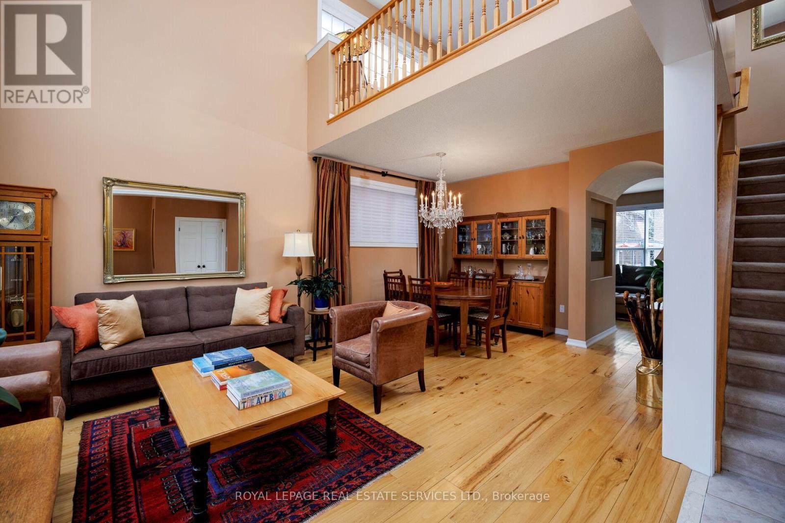 












1392 PINECLIFF ROAD

,
Oakville,




Ontario
L6M3Z1


