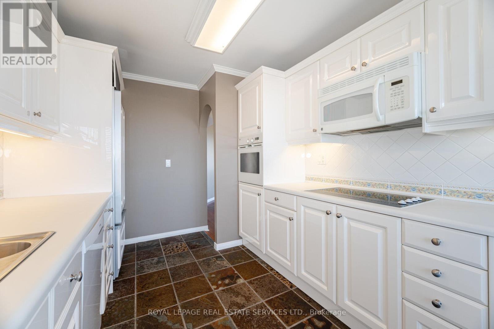 












710 - 1700 THE COLLEGEWAY

,
Mississauga,




Ontario
L5L4M2

