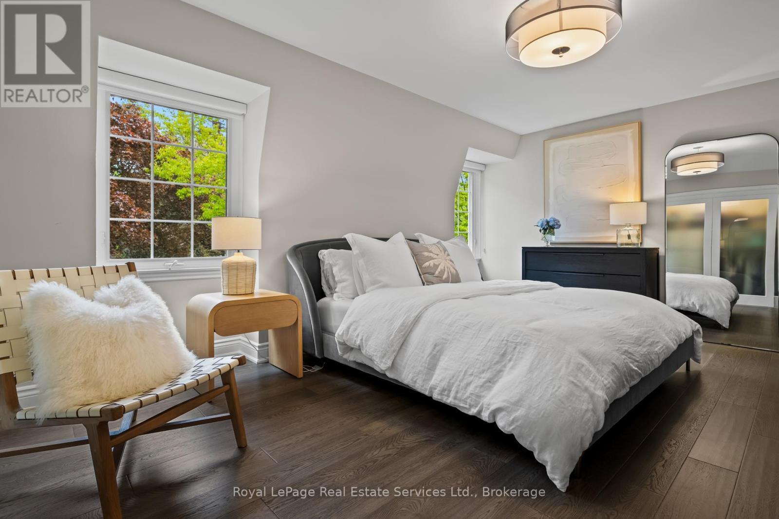 












1036 WENLEIGH COURT

,
Mississauga (Lorne Park),




Ontario
L5H1M8

