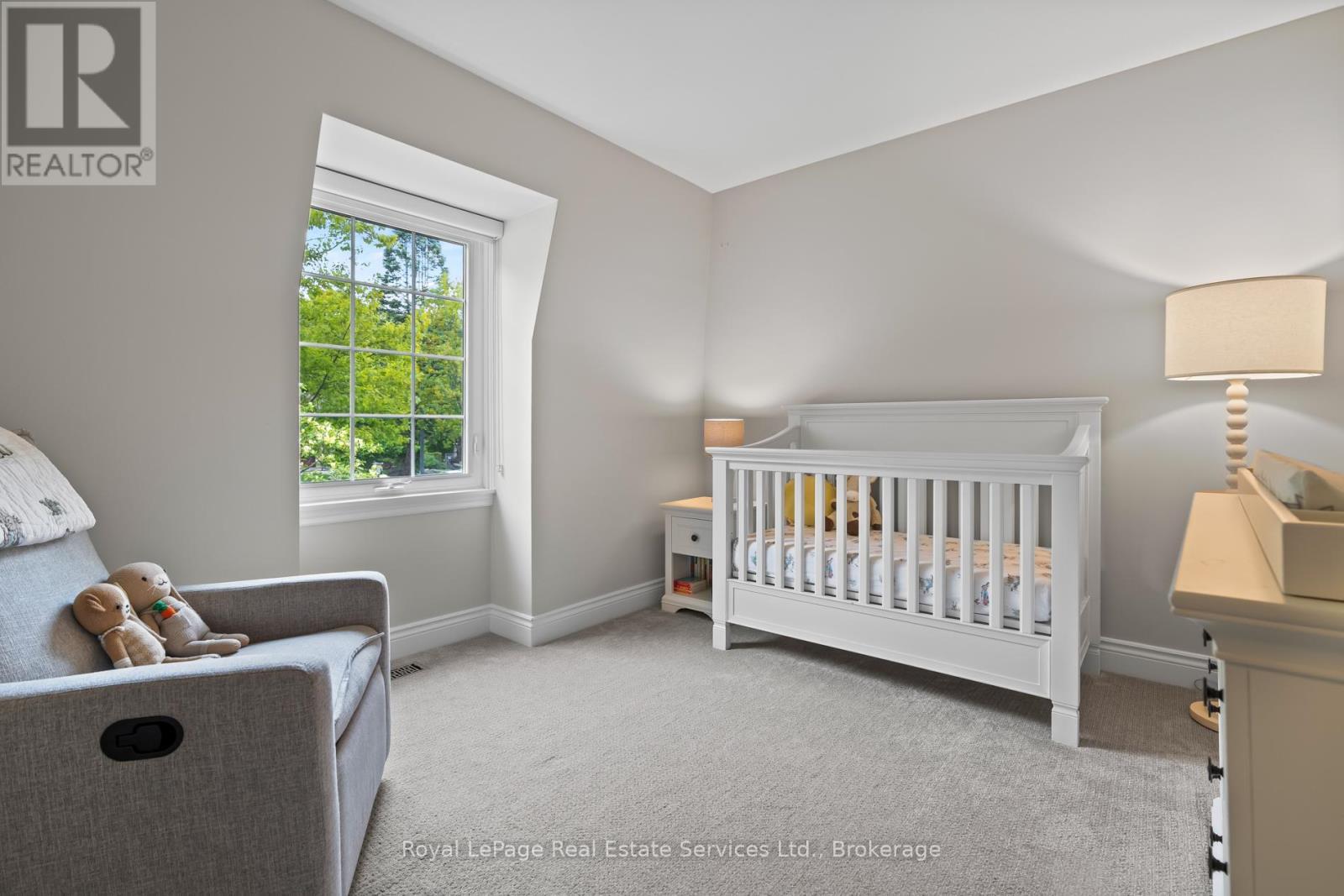 












1036 WENLEIGH COURT

,
Mississauga (Lorne Park),




Ontario
L5H1M8

