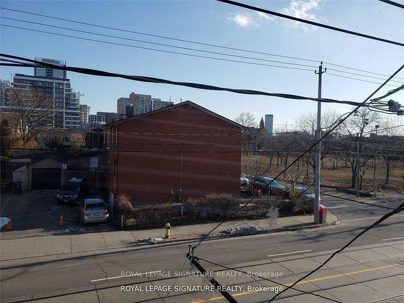 









272


Parliament

Street, 2,
Toronto,




ON
M5A 3A4

