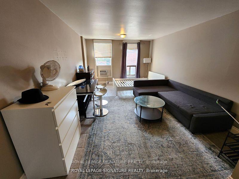 









272


Parliament

Street, 2,
Toronto,




ON
M5A 3A4

