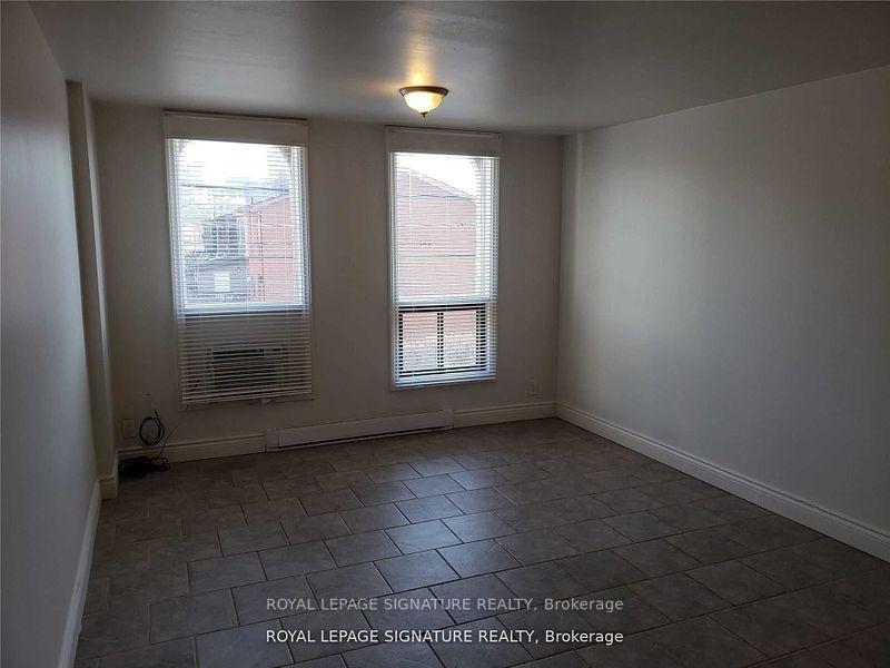 









272


Parliament

Street, 2,
Toronto,




ON
M5A 3A4

