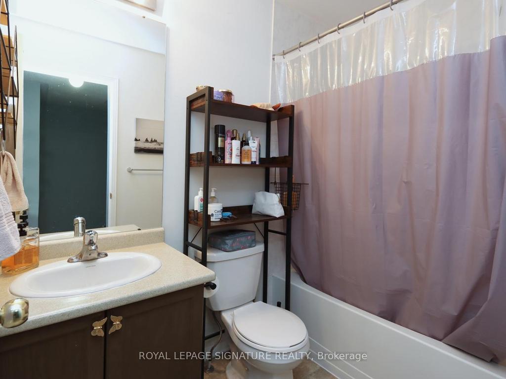 









175


Stanley

Street, 51,
Barrie,




ON
L4M 0G2

