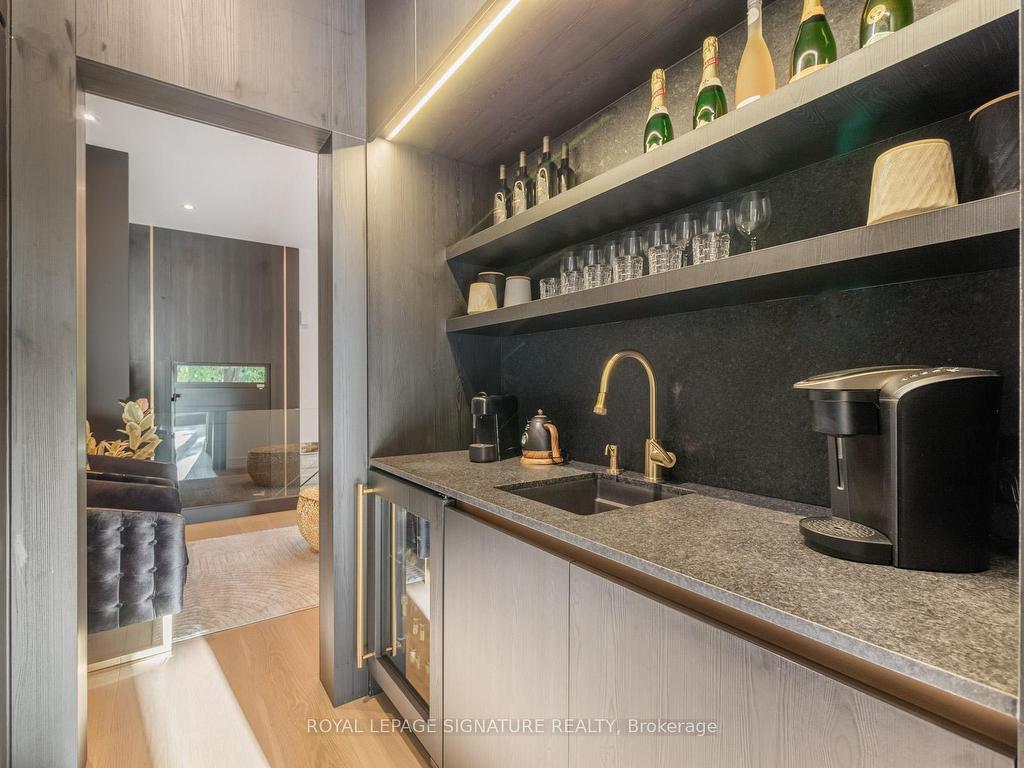









116


Presley

Avenue,
Toronto,




ON
M1L 3R1


