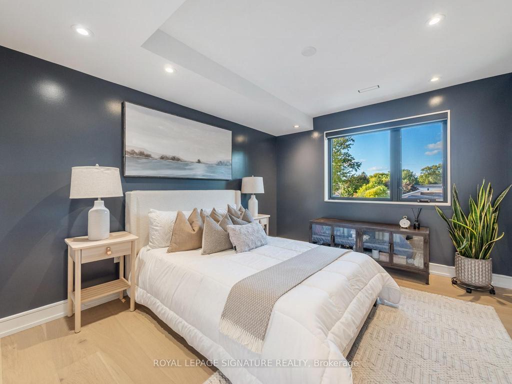 









116


Presley

Avenue,
Toronto,




ON
M1L 3R1

