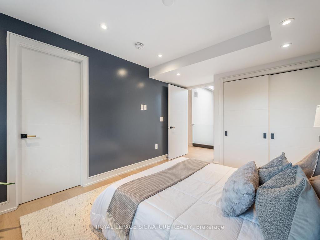 









116


Presley

Avenue,
Toronto,




ON
M1L 3R1

