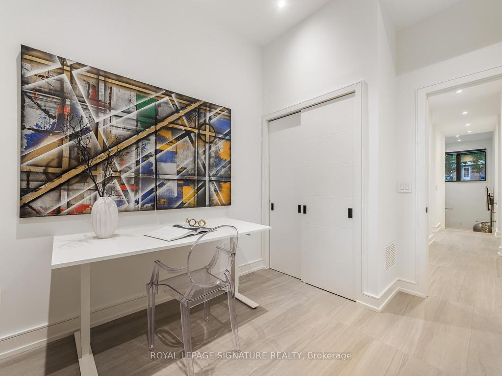 









116


Presley

Avenue,
Toronto,




ON
M1L 3R1

