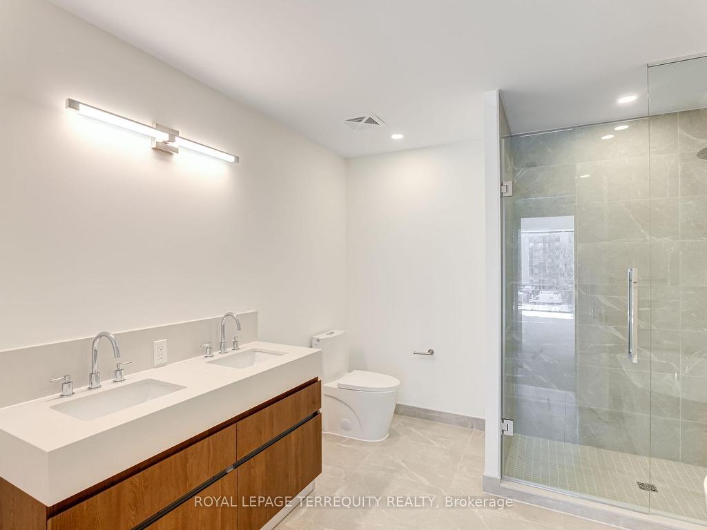 









200


Keewatin

Avenue, 309,
Toronto,




ON
M4P 1Z8

