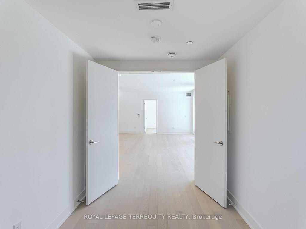 









200


Keewatin

Avenue, 309,
Toronto,




ON
M4P 1Z8

