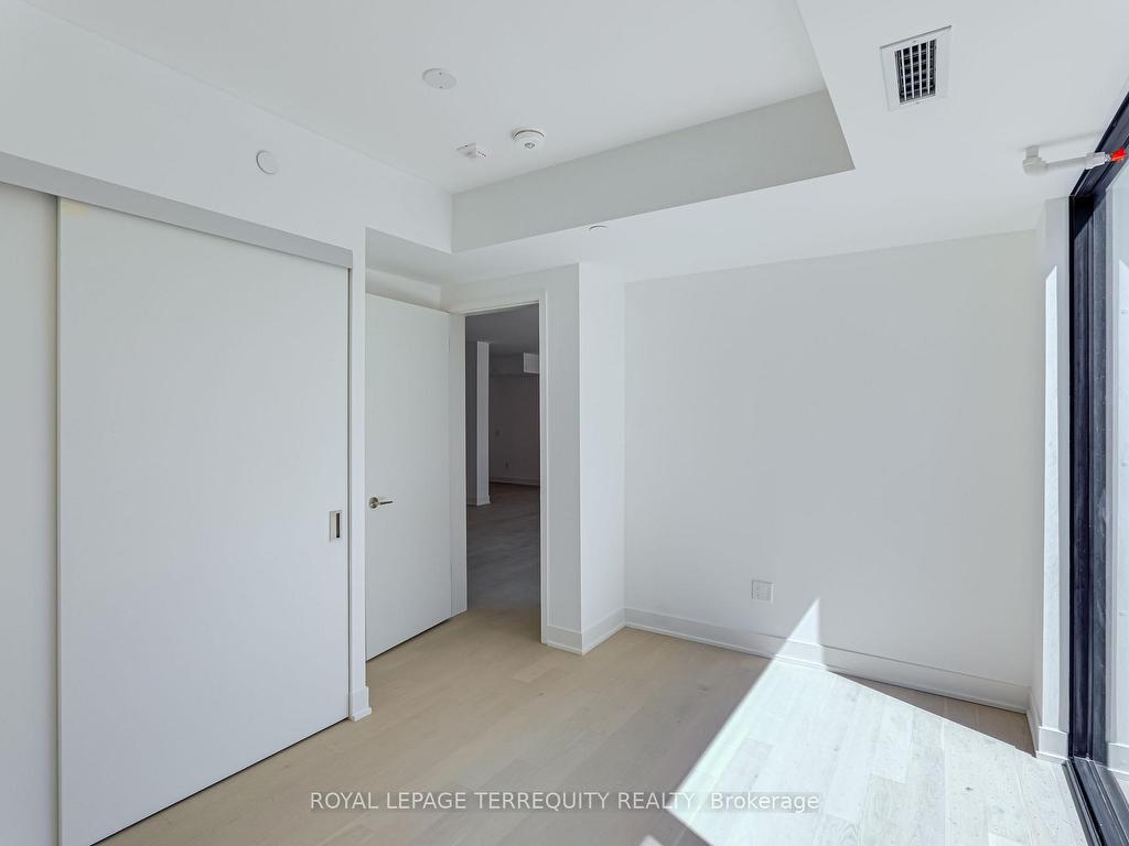 









200


Keewatin

Avenue, 309,
Toronto,




ON
M4P 1Z8

