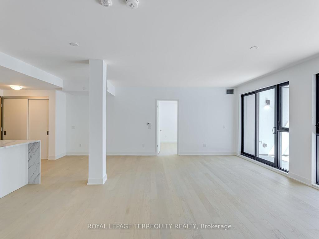 









200


Keewatin

Avenue, 309,
Toronto,




ON
M4P 1Z8

