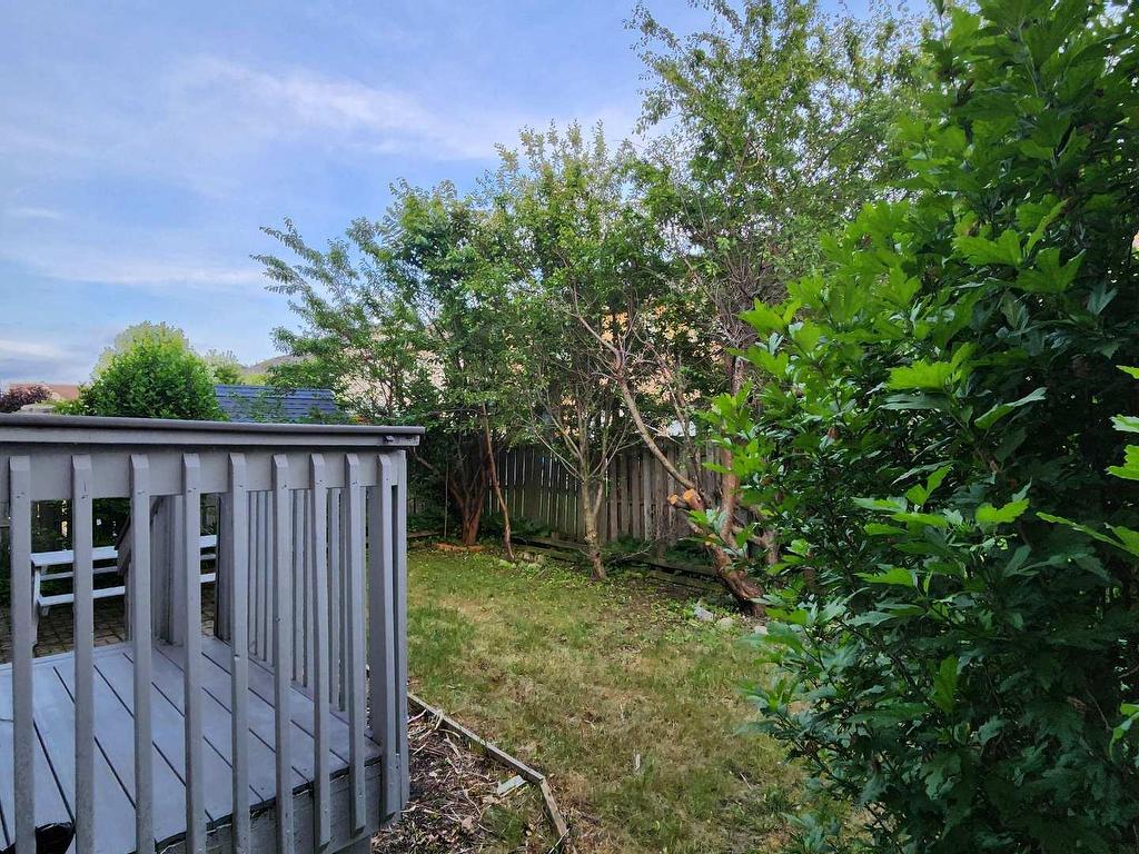 









13


Howling

Crescent,
Ajax,




ON
L1S 7N7

