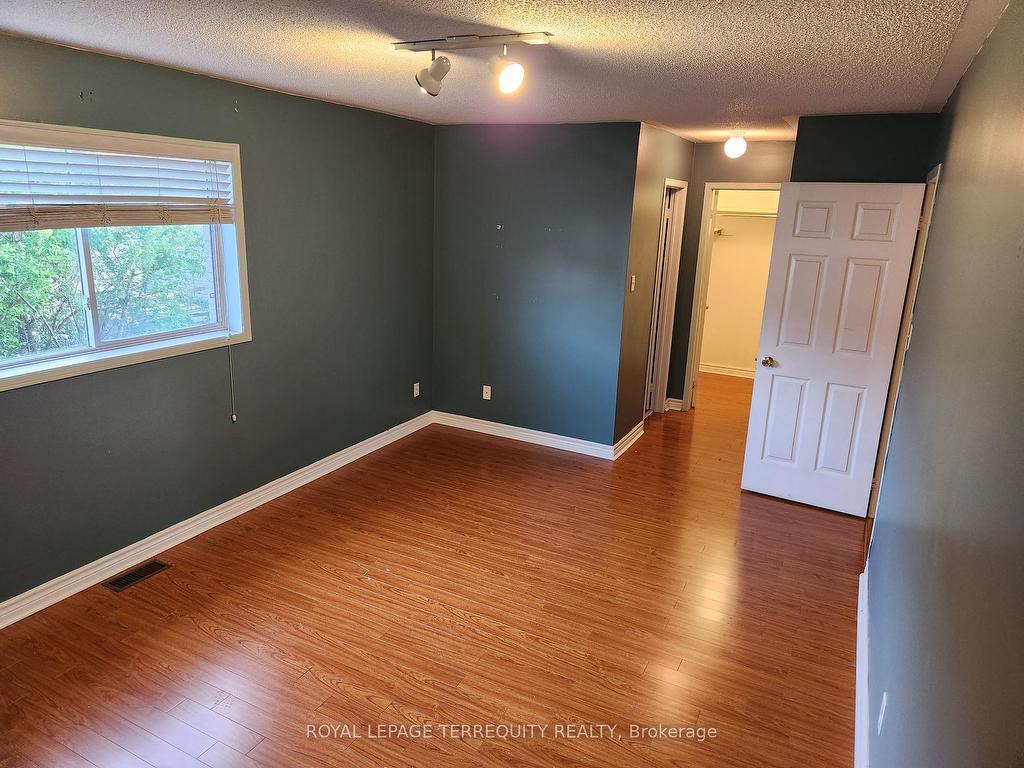 









13


Howling

Crescent,
Ajax,




ON
L1S 7N7

