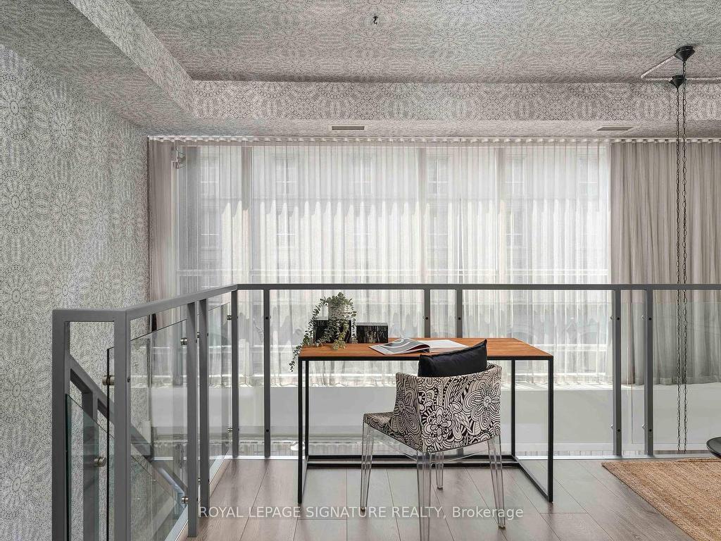 









1


Scott

Street, 211,
Toronto,




ON
M5E 1A1

