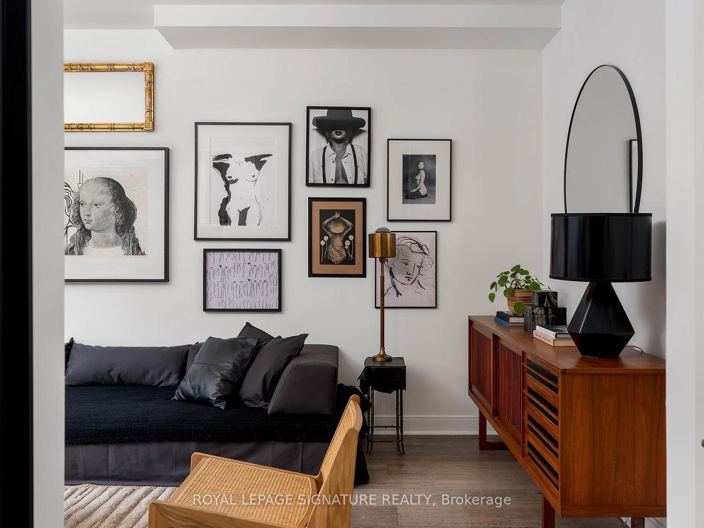 









1


Scott

Street, 211,
Toronto,




ON
M5E 1A1

