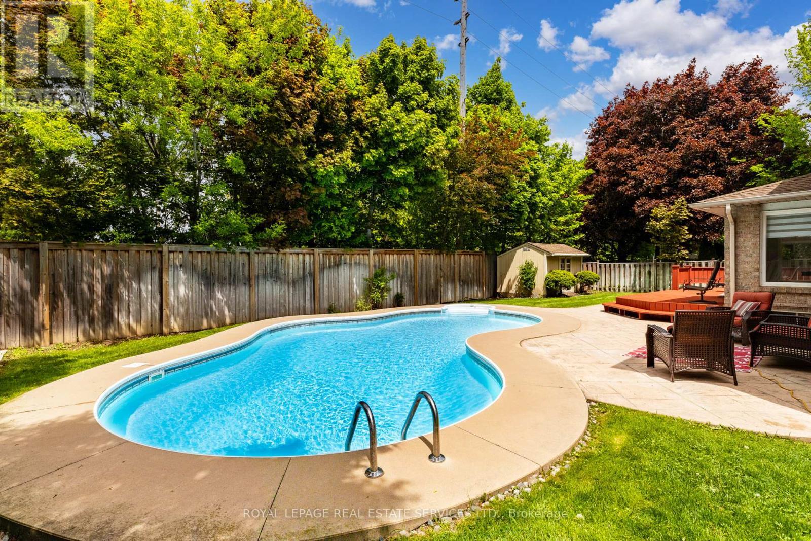 












6 DAWNRIDGE TRAIL

,
Brampton,




Ontario
L6Z2A1

