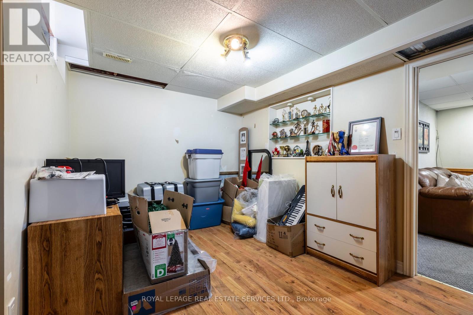 












6 DAWNRIDGE TRAIL

,
Brampton,




Ontario
L6Z2A1

