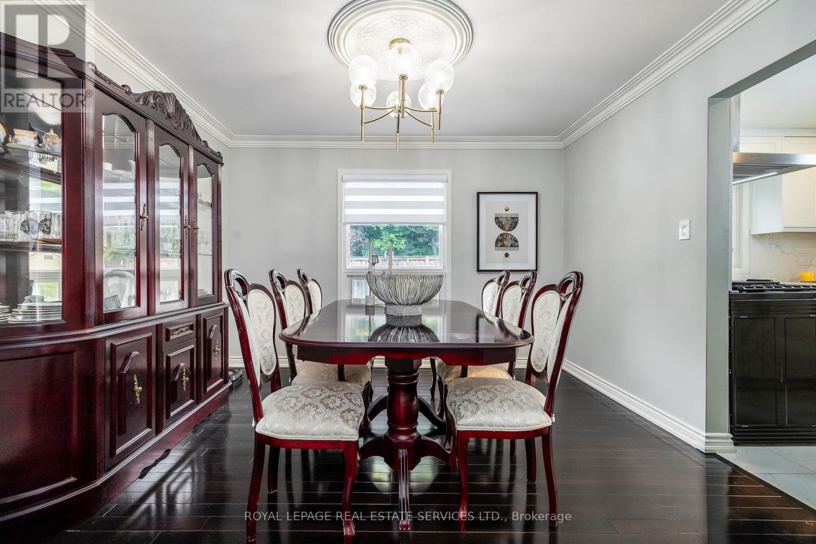 












6 DAWNRIDGE TRAIL

,
Brampton,




Ontario
L6Z2A1

