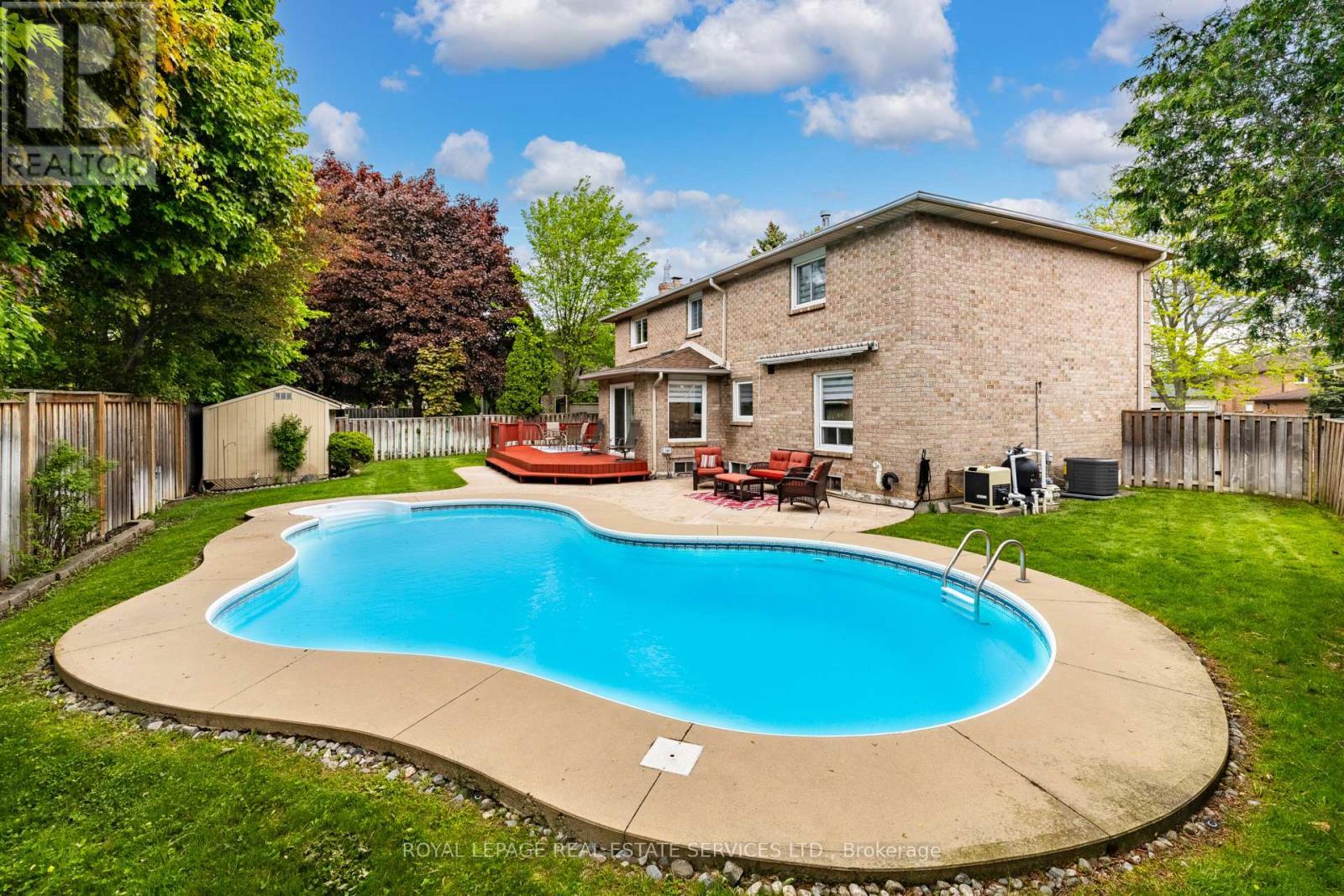 












6 DAWNRIDGE TRAIL

,
Brampton,




Ontario
L6Z2A1

