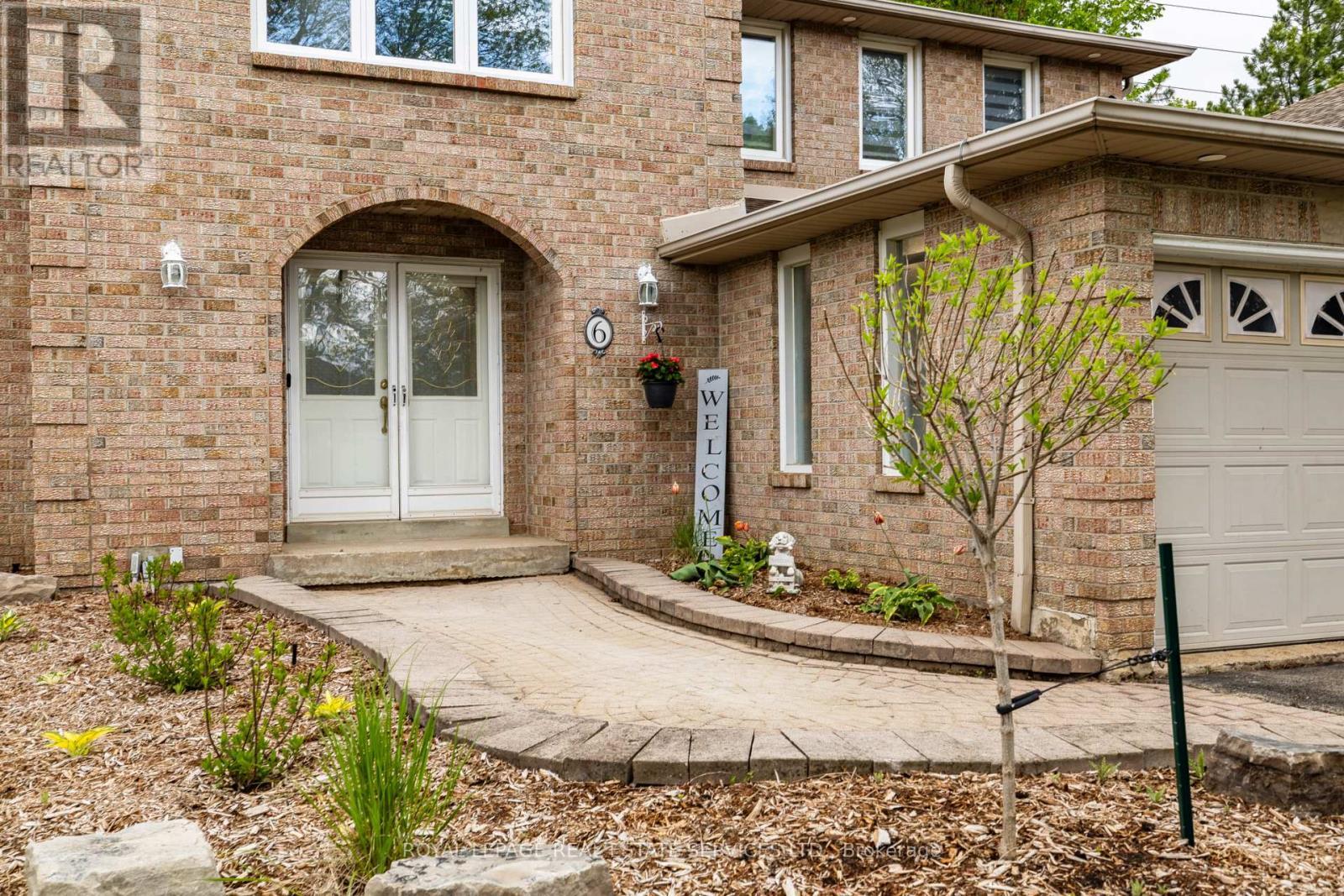 












6 DAWNRIDGE TRAIL

,
Brampton,




Ontario
L6Z2A1

