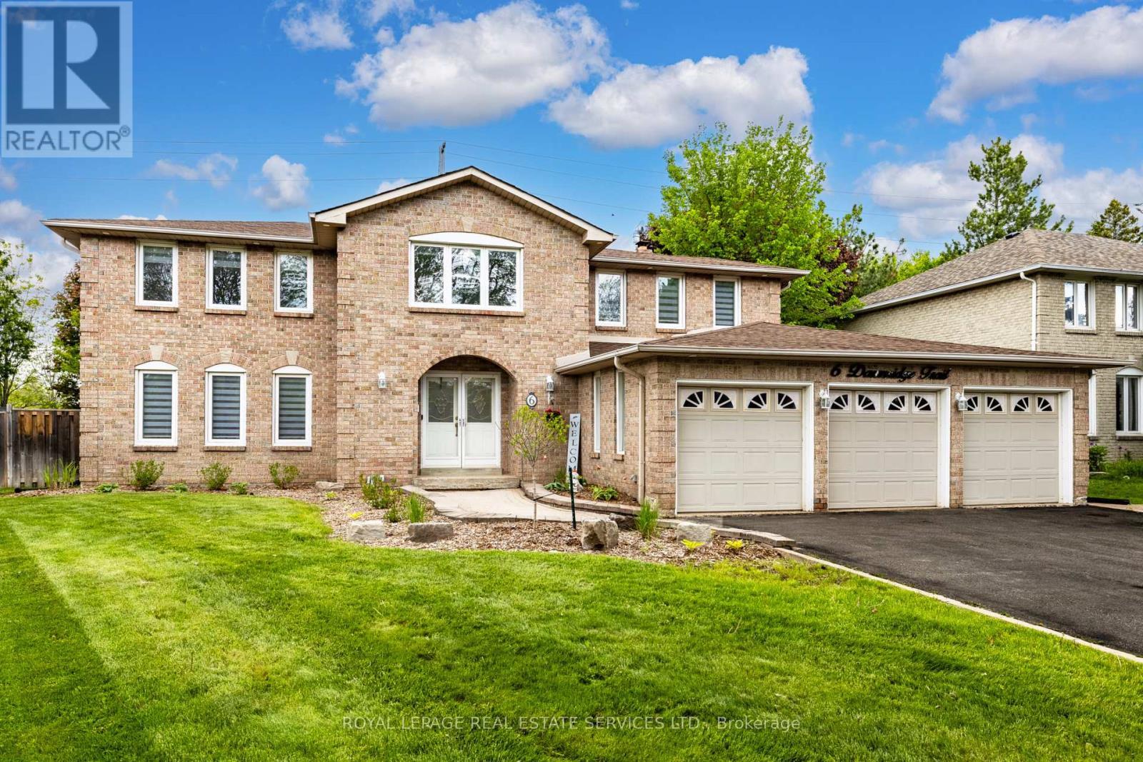 












6 DAWNRIDGE TRAIL

,
Brampton,




Ontario
L6Z2A1

