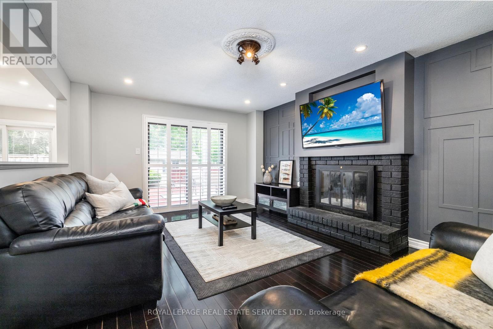 












6 DAWNRIDGE TRAIL

,
Brampton,




Ontario
L6Z2A1

