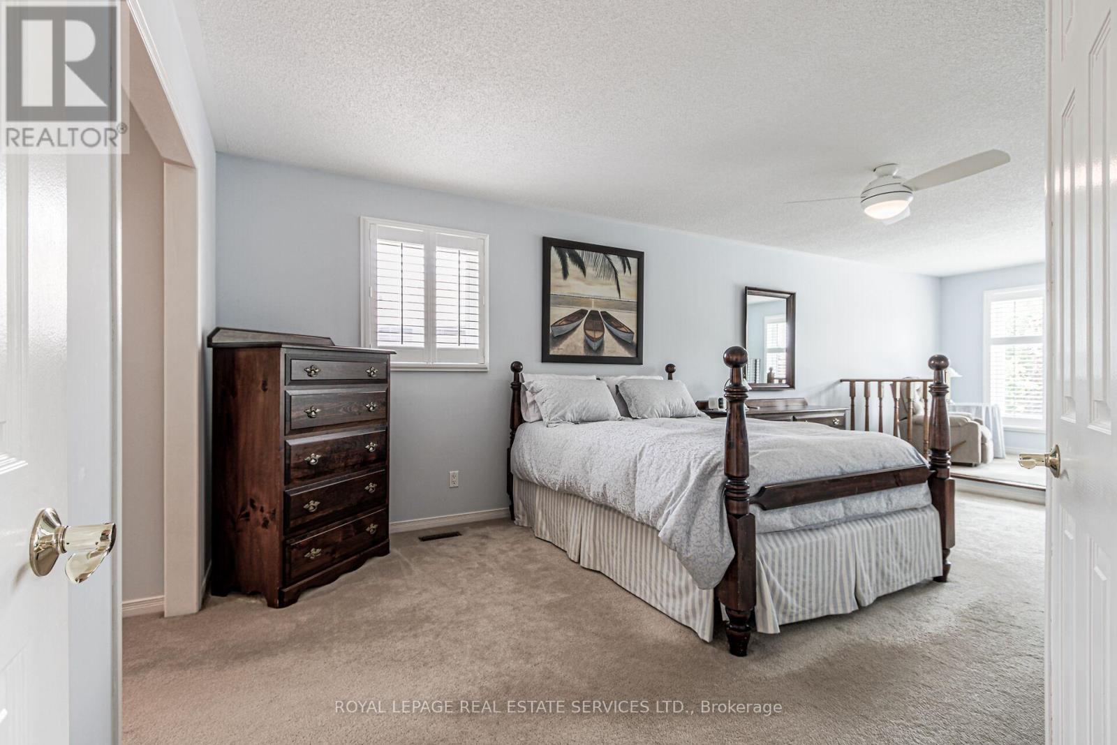 












1291 ROSEBERRY CRESCENT

,
Oakville,




Ontario
L6M1W2

