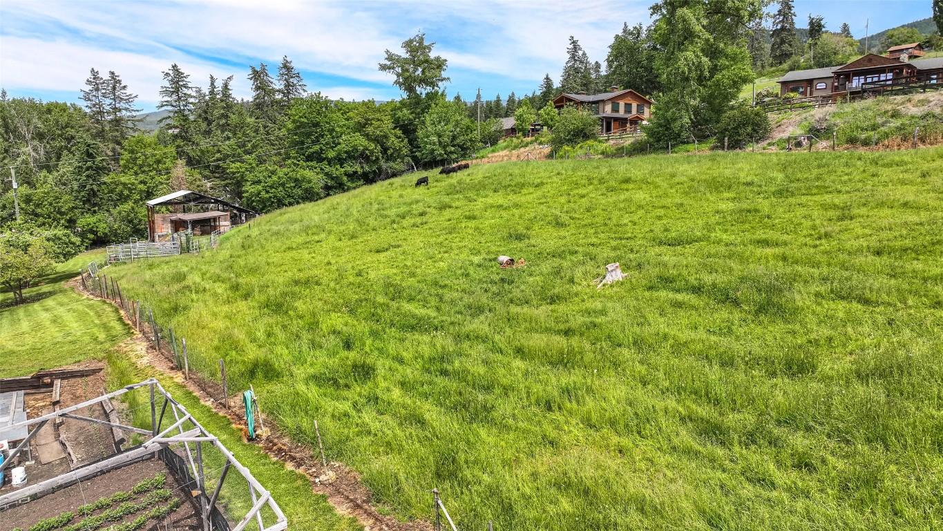 









5541


Dixon Dam

Road,
Vernon,




BC
V1B 3J7

