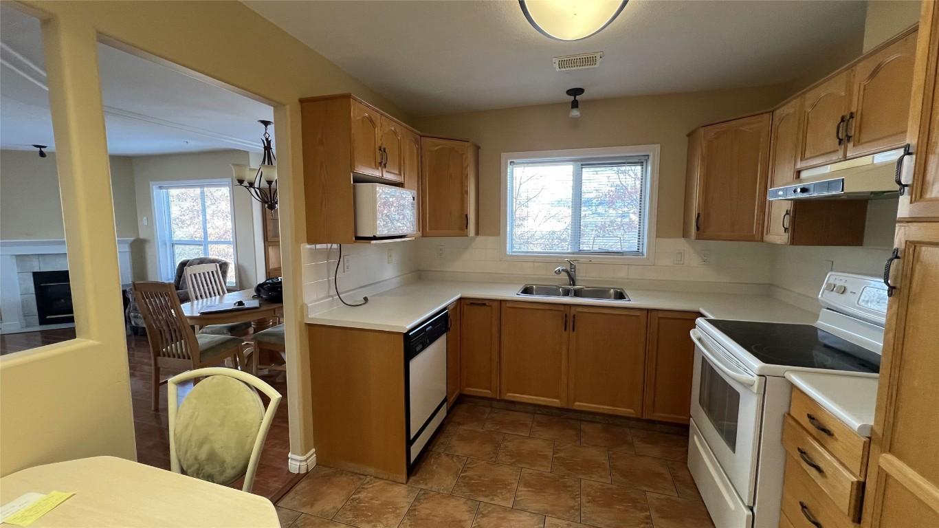 









2245


Atkinson

Street, 407,
Penticton,




BC
V2A 8R7

