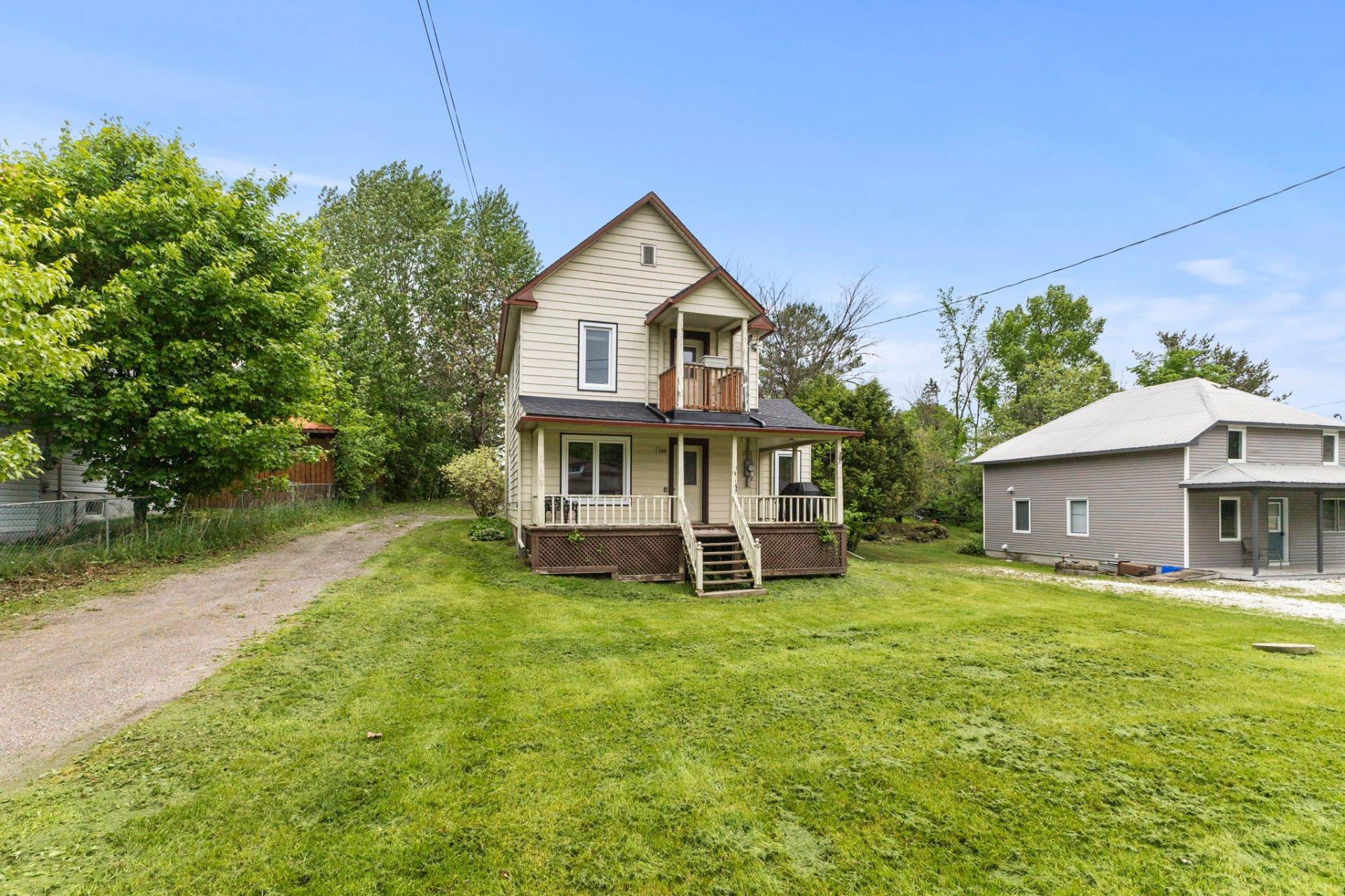 









128


Ch. de Lac-Ste-Marie

,
Lac-Sainte-Marie,




QC
J0X1Z0

