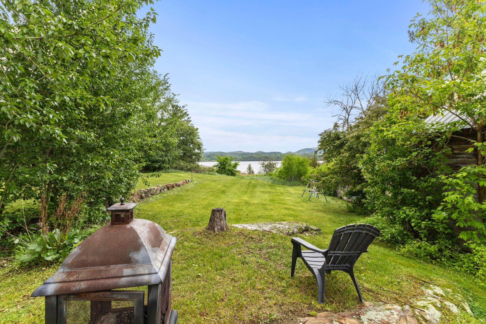 









128


Ch. de Lac-Ste-Marie

,
Lac-Sainte-Marie,




QC
J0X1Z0

