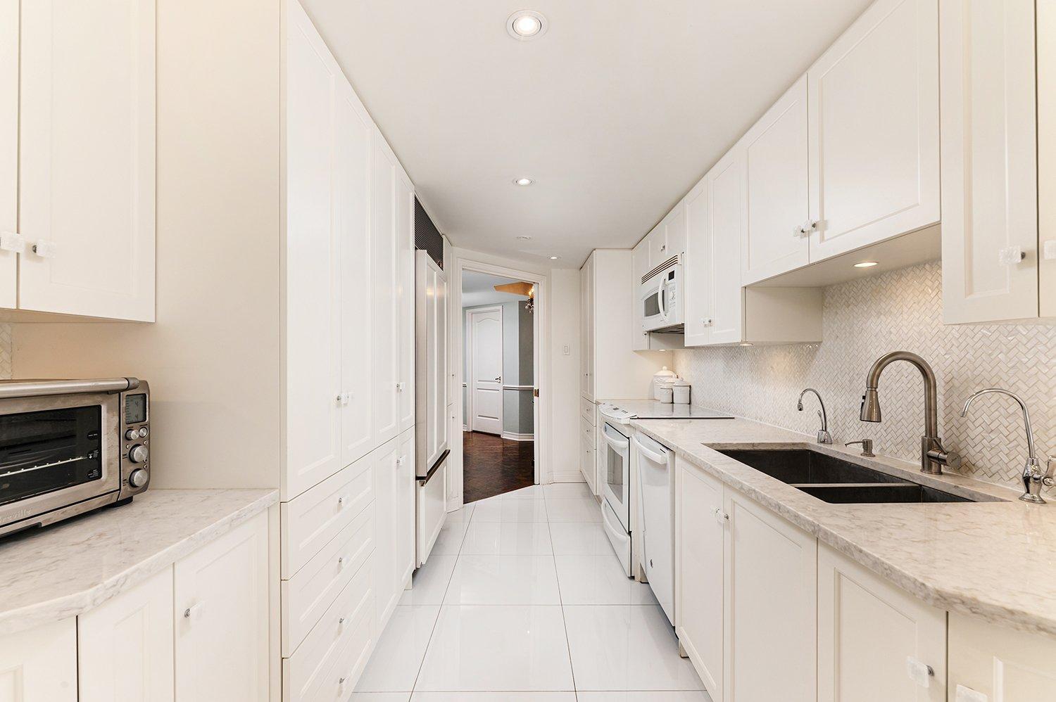 









795


Rue Muir

, 201,
Montréal (Saint-Laurent),




QC
H4L5H8

