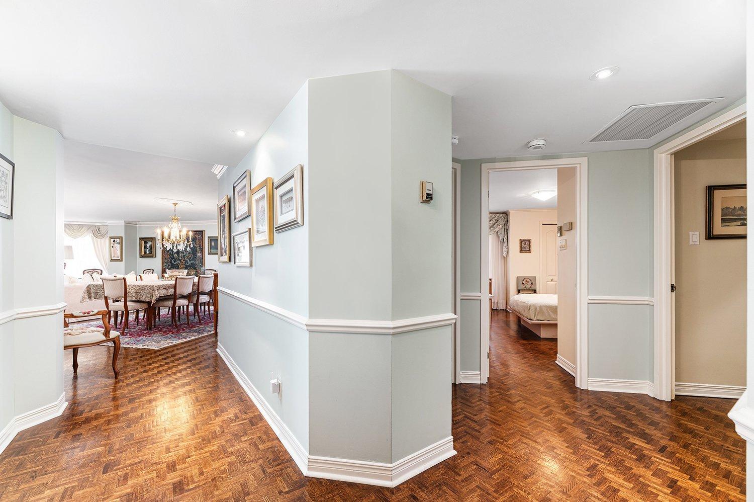 









795


Rue Muir

, 201,
Montréal (Saint-Laurent),




QC
H4L5H8

