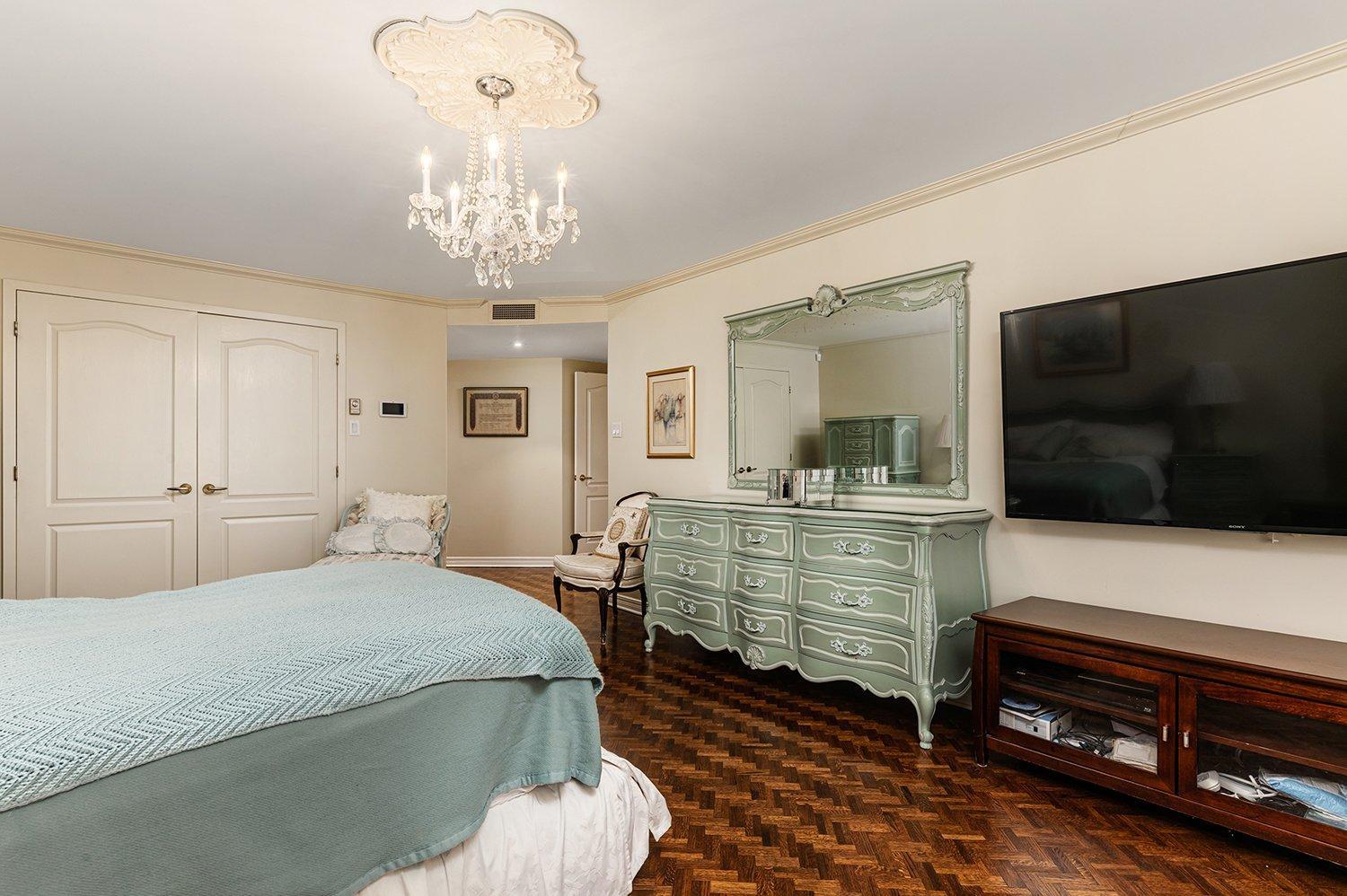 









795


Rue Muir

, 201,
Montréal (Saint-Laurent),




QC
H4L5H8


