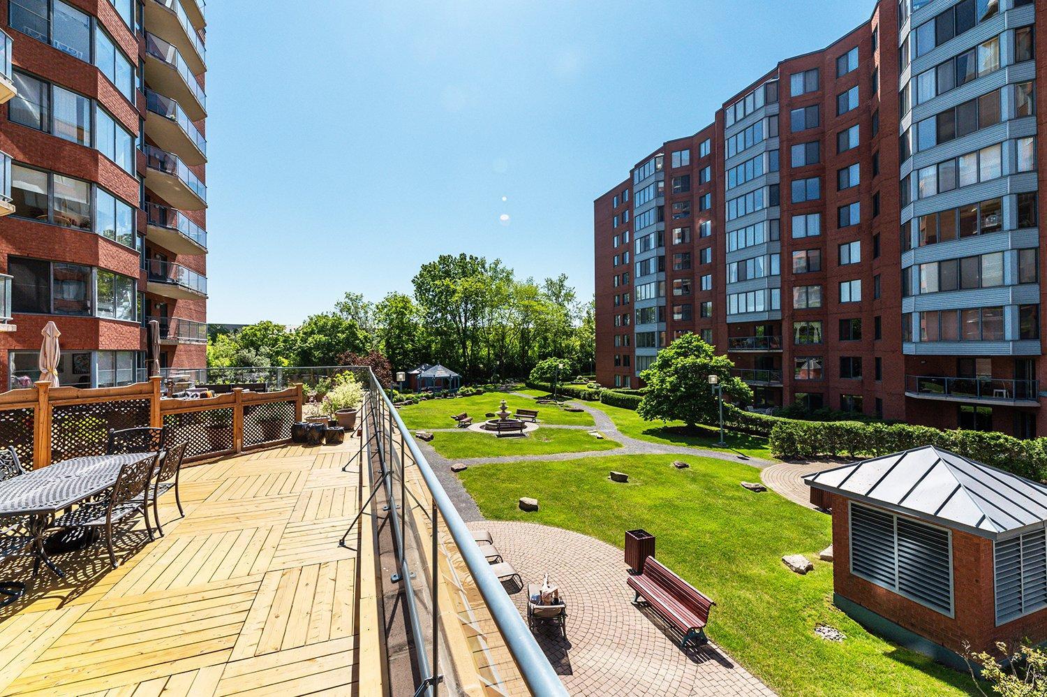 









795


Rue Muir

, 201,
Montréal (Saint-Laurent),




QC
H4L5H8

